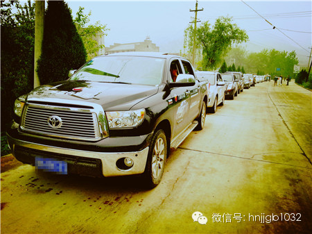 長長的車隊，每次活動都是這么給力！