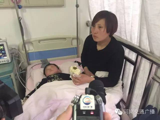 小浩天的母親通過河南交通廣播向所有幫助他們的人表達了感謝！