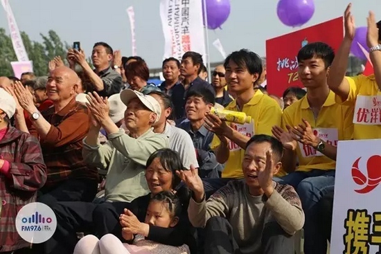 看你們的表情就知道，你們在想，再來一段！