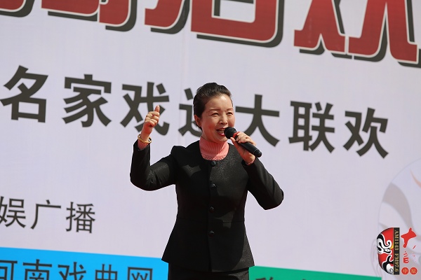 洛陽(yáng)市豫劇院副院長(zhǎng)、豫劇二團(tuán)團(tuán)長(zhǎng)陳大華演唱豫劇《穆桂英掛帥》選段
