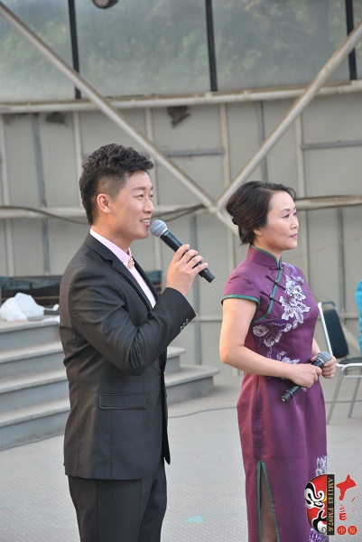 河南電臺戲曲廣播著名主持人池城、曉琴表演詩朗誦《一塊常香的玉》