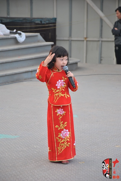小梅花獎金獎獲得者、河南電視臺《梨園春》明星擂主張楚怡表演《戲曲串燒》