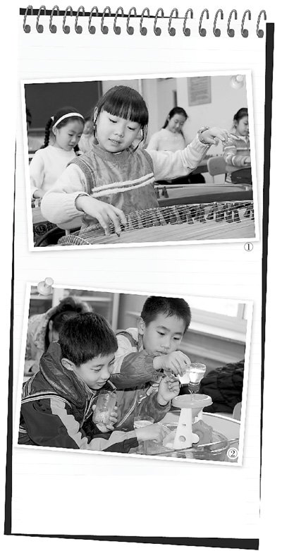　圖1：鐵路五小古箏社團的孩子們正在演奏《高山流水》，圖2：科學課上，孩子們正在探索水的秘密。