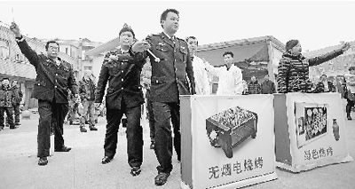 “小品執(zhí)法”。