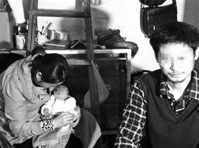 劉釗夫婦試圖將孩子送到“嬰兒安全島”未果，當(dāng)天下午，廣州宣布暫停試點(diǎn)