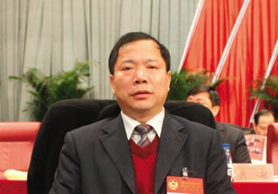 原萍鄉(xiāng)市政協(xié)主席晏德文。