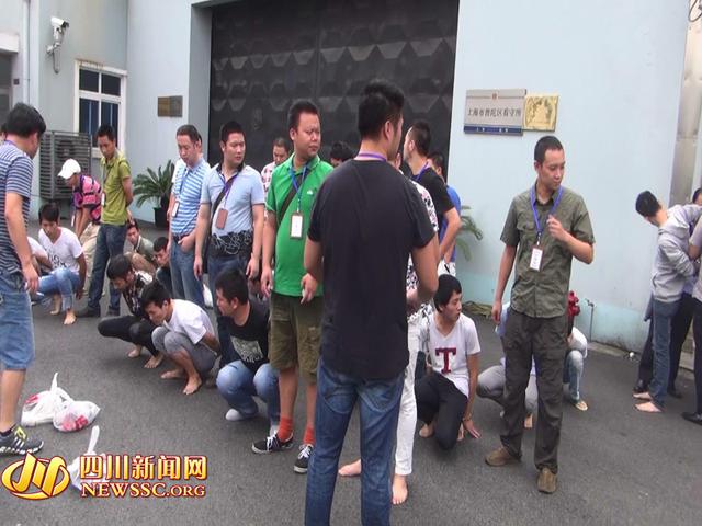 公安局管抓捕詐騙公司現(xiàn)場(chǎng)（警方視頻截圖）。