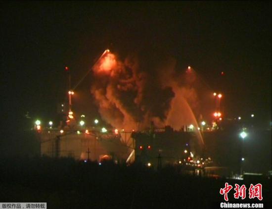 資料圖：2011年12月29日晚間，俄羅斯摩爾曼斯克州一艘名為“葉卡捷琳堡”號的核潛艇起火。