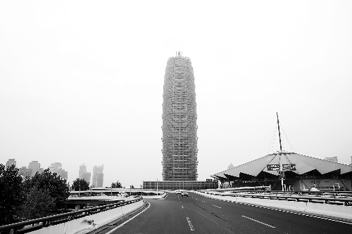 在鄭東新區(qū)CBD，“虛擬辦公室”業(yè)務(wù)已悄然出現(xiàn)　河南商報(bào)首席記者 楊東華/攝