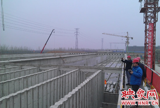 鄭州航空港第一水廠改擴(kuò)建工程現(xiàn)場(chǎng)。