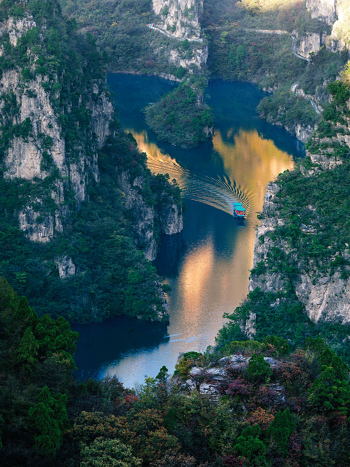 青龍峽、峰林峽景區(qū)推出女性免票月優(yōu)惠活動(dòng)