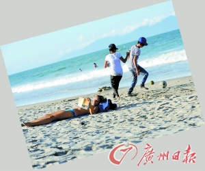 動(dòng)靜皆宜的沙灘。