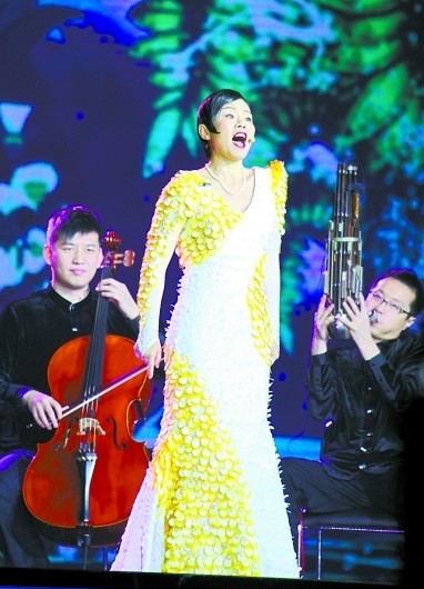 龔琳娜誓將神曲進行到底。