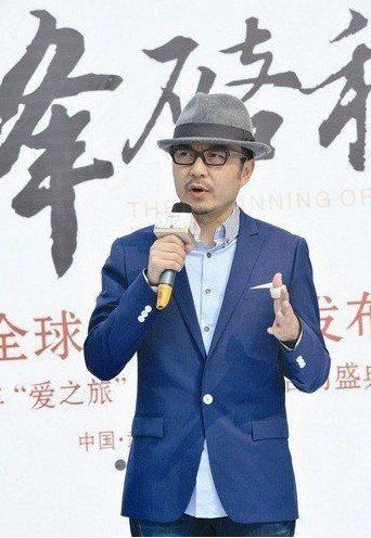 汪涵自曝年薪30萬。