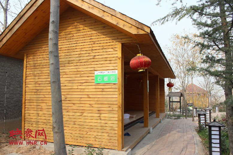 石板浴，躺在上面超級(jí)爽