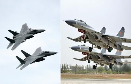 29日，中國(guó)空軍查證了進(jìn)入東海防空識(shí)別區(qū)的美日軍機(jī)，左圖為進(jìn)入防空識(shí)別區(qū)的日本F-15戰(zhàn)機(jī)(資料圖)，右圖為當(dāng)天起飛的中國(guó)殲-11飛機(jī)(資料圖)。