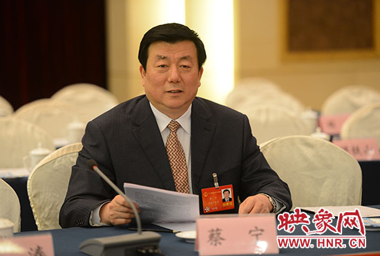 全國人大代表、河南省人民檢察院檢察長蔡寧