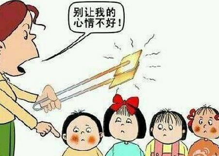 又是精神??？補課孩子遭棒擊 女老師下此毒手原因為何？
