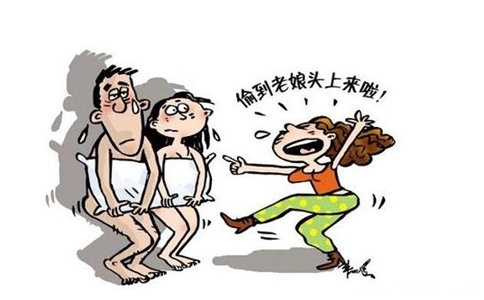 官員當(dāng)二奶面嫖娼二奶拍艷照舉報！這劇情太離譜趕上電視劇