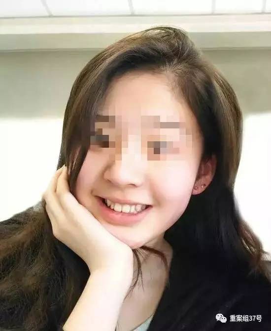 17歲高中男生教室里掐死女同學(xué)，被訴故意殺人和強奸