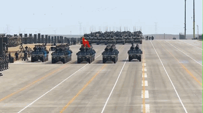 日本網(wǎng)友第一次看中國(guó)建軍節(jié)閱兵直播 啥反應(yīng)？