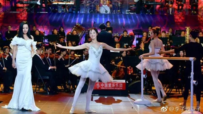 《創(chuàng)造101》主題曲公布，這個(gè)被吐槽油膩的c位是什么來頭？