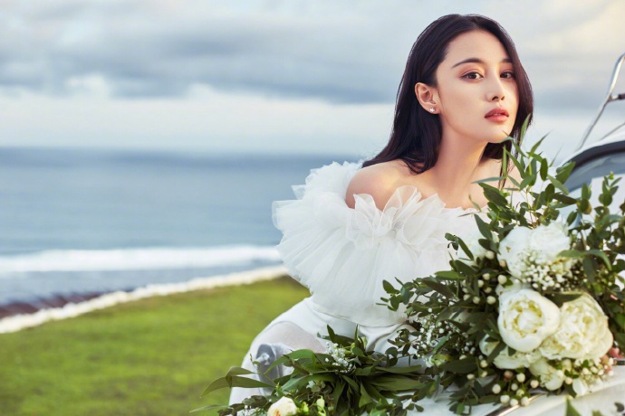 張馨予的婚紗成了淘寶爆款，知道價(jià)格后讓人大跌眼鏡！