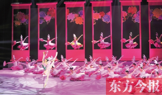 燈光璀璨、歌舞飛旋，昨晚備受矚目的第31屆中國(guó)洛陽(yáng)牡丹文化節(jié)開幕式在洛陽(yáng)歌劇院上演。