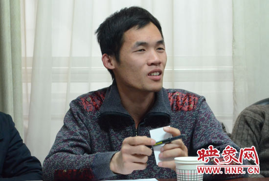 大學生齊祺很好地踐行了國事家事天下事事事關(guān)心