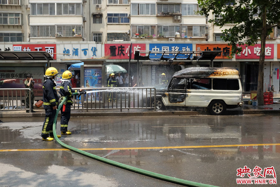 火災(zāi)現(xiàn)場(chǎng)。