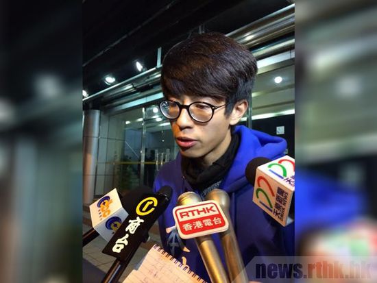 黃臺仰因設(shè)想?yún)⑴c旺角暴亂被香港警方拘捕，被指涉嫌參與旺角暴動。