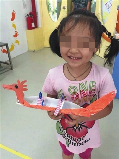 深圳5歲女孩羅一笑患上白血病，在深圳市兒童醫(yī)院救治。網(wǎng)絡(luò)截圖