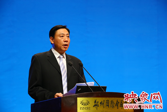 在開幕式上，河南省副省長(zhǎng)張維寧致歡迎詞