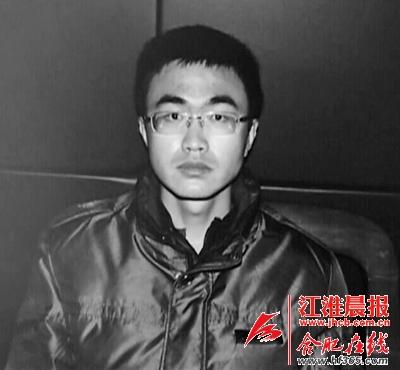 阿輝照片。（當(dāng)?shù)鼐教峁? uploadpic=