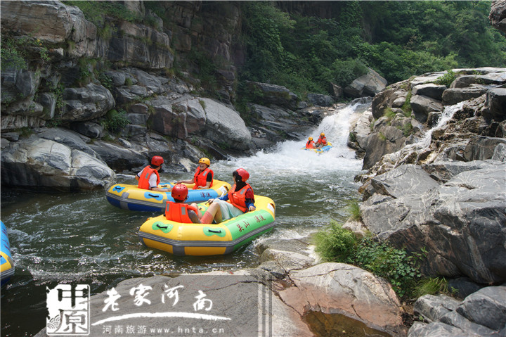 這個夏天,到關(guān)山、八里溝漂流戲水爽“到家”了