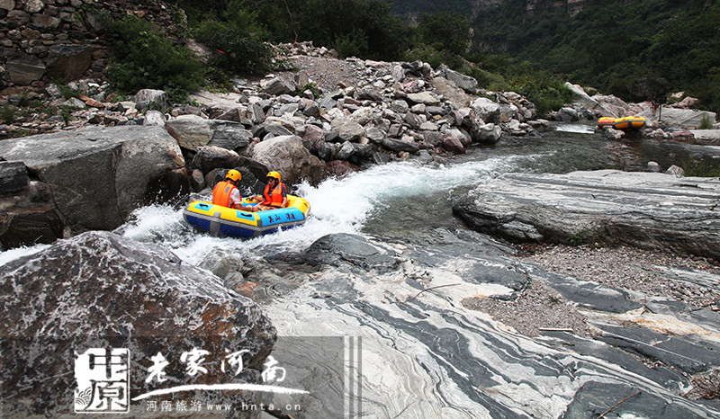 這個夏天,到關(guān)山、八里溝漂流戲水爽“到家”了