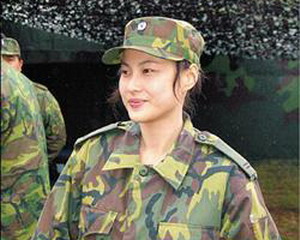 　臺(tái)灣最美女軍官。