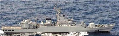 日本媒體報道的“瞄準(zhǔn)”日自衛(wèi)隊(duì)艦艇的中國江衛(wèi)型護(hù)衛(wèi)艦。