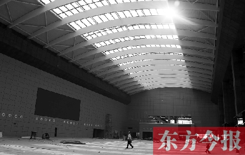 作為高鐵鄭州東站最重要的配套工程，鄭州綜合交通樞紐公路客運站的裝修工作即將完成，預(yù)計今年9月底與鄭州