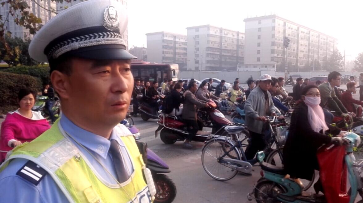上班表情：1逗2羞3怕 你是哪個？